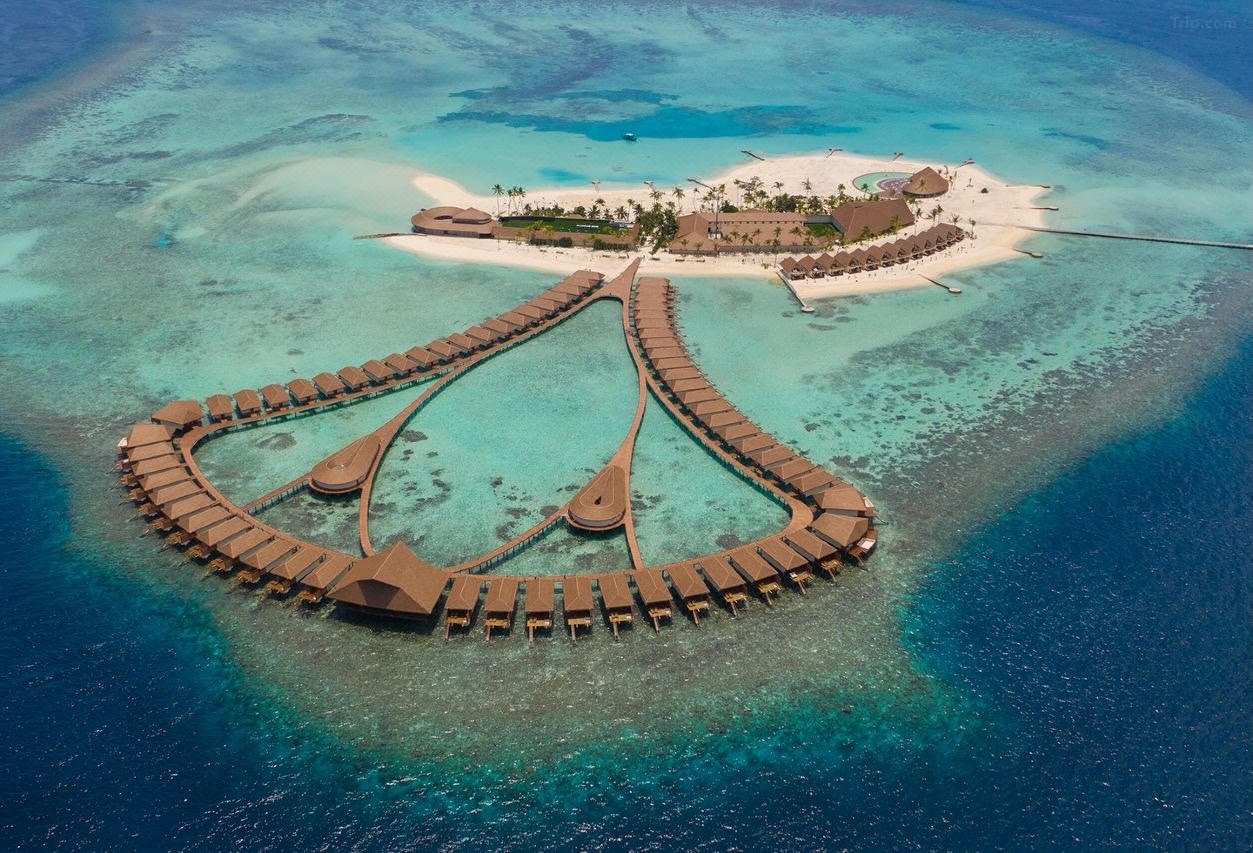 Cinnamon Velifushi Maldives