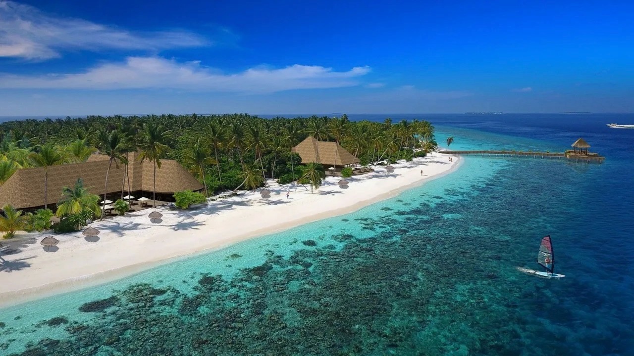 Reethi Faru Resort