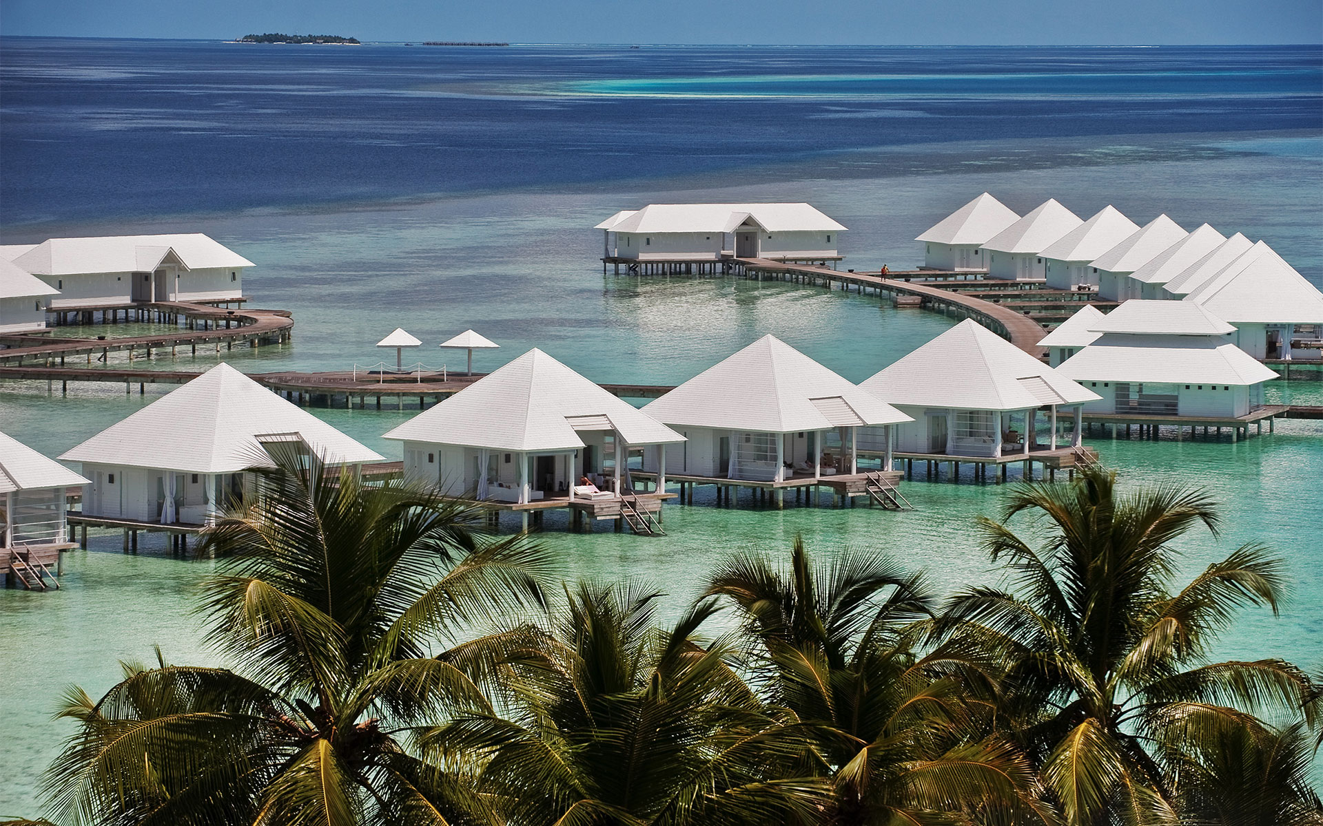 Resortinsel im Ari-Atoll auf den Malediven